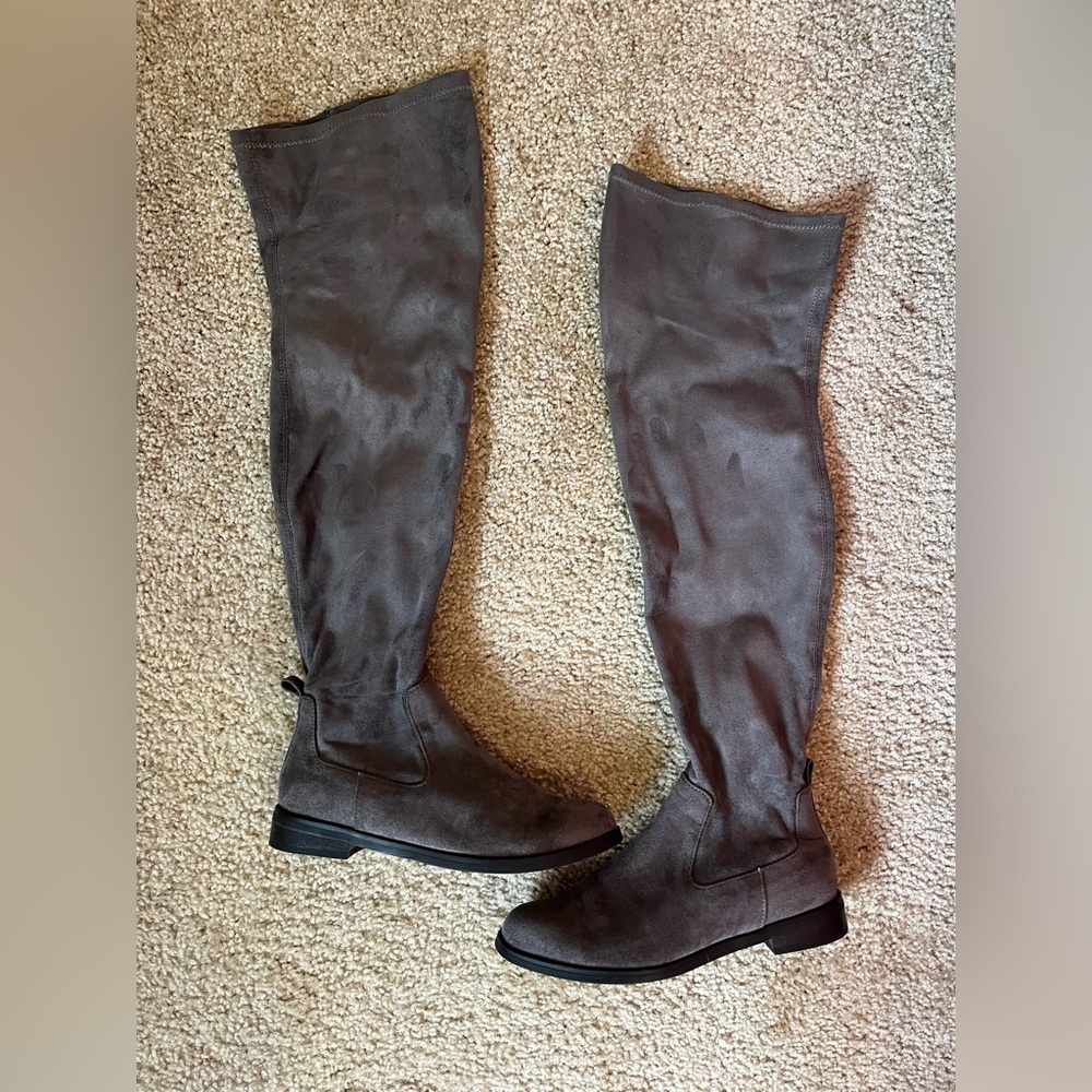 Like new - Reaction Kenneth Cole - Over-the-Knee Boots - gray